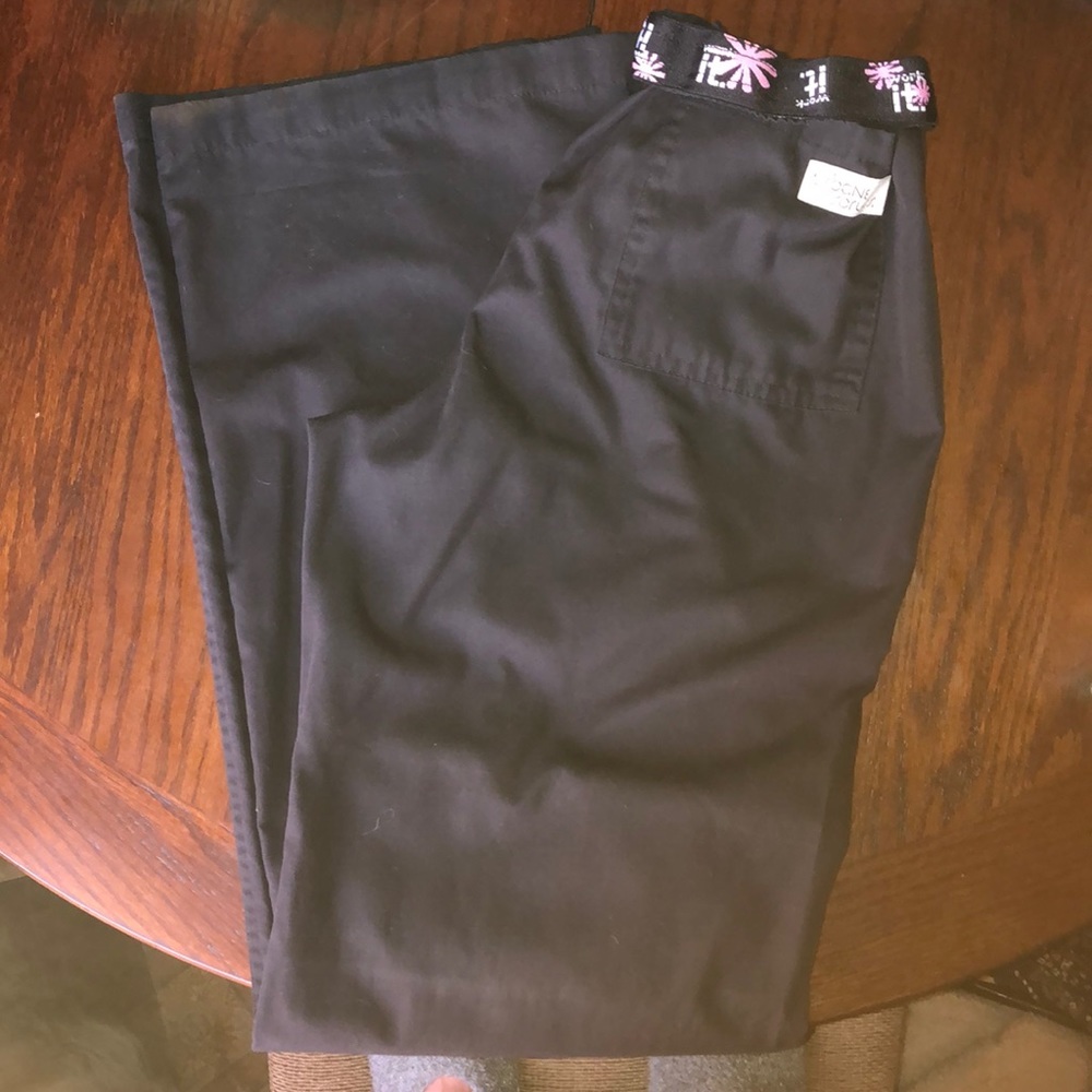Scrub pants